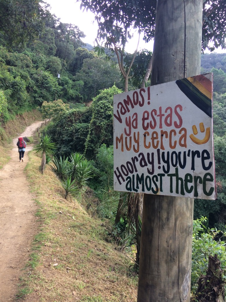 Motivation pur: der Weg zur Earth Lodge nahe Antigua Motivation pur: der Weg zur Earth Lodge nahe Antigua
